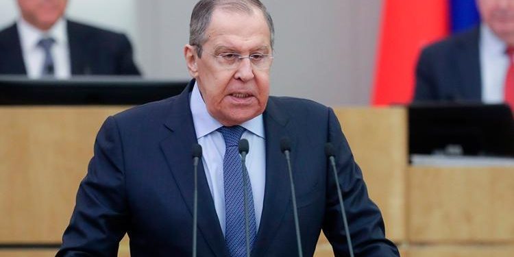 Lavrov’dan Ukrayna’yı kızdıracak kelamlar: “Kiev, artık memleketler arası dilenci olarak tanımlanıyor”