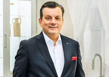 Maksat 80 yeni mağaza ve satış rekoru kırmak