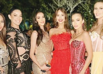 Nursena Say, Hindistan’da ışıldadı