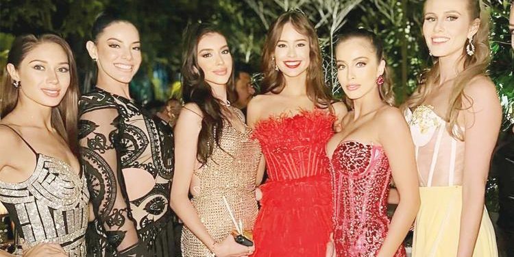 Nursena Say, Hindistan’da ışıldadı