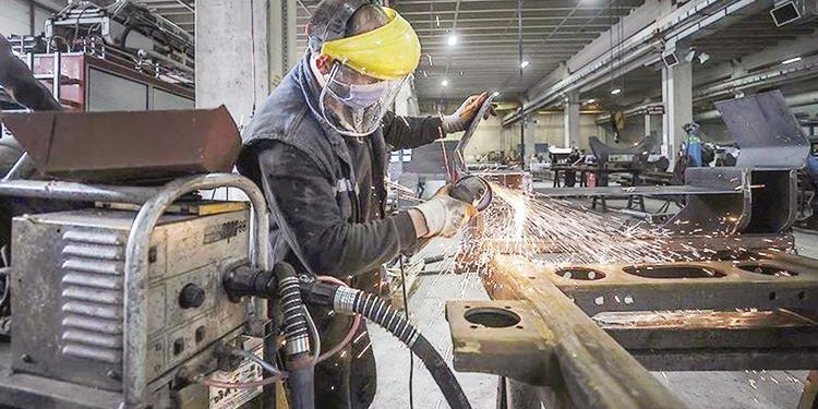 OECD: Türkiye 2024’te yüzde 2.9 büyüyecek