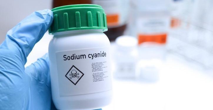 Siyanür nedir, ziyanları neler, zehirler mi? Siyanür nerede kullanılır? İşte kullanıldığı alanlar!