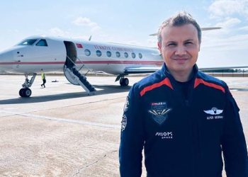 Son dakika… Türkiye’nin birinci astronotu Gezeravcı, Türkiye’ye döndü