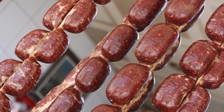 Sucuk markette 1000 lira, kasaplarda 400 lira!