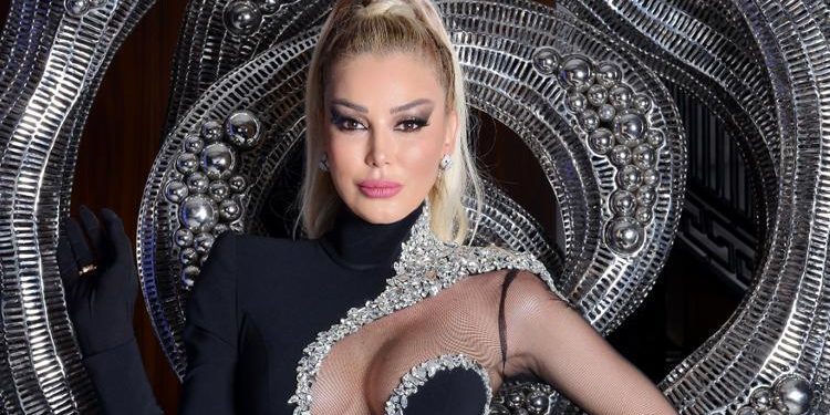 Takılarım servet kıymetinde