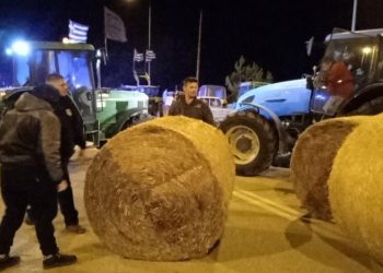Türkiye hududunda Yunan çiftçilerden protesto