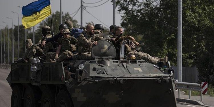 Ukrayna dünyaya duyurdu: Rusya’ya ilişkin 9 dron ile 3 füzeyi düşürdük