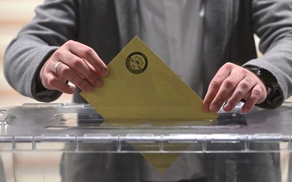 Adaylar seçim kampanyalarına ne kadar harcadı?