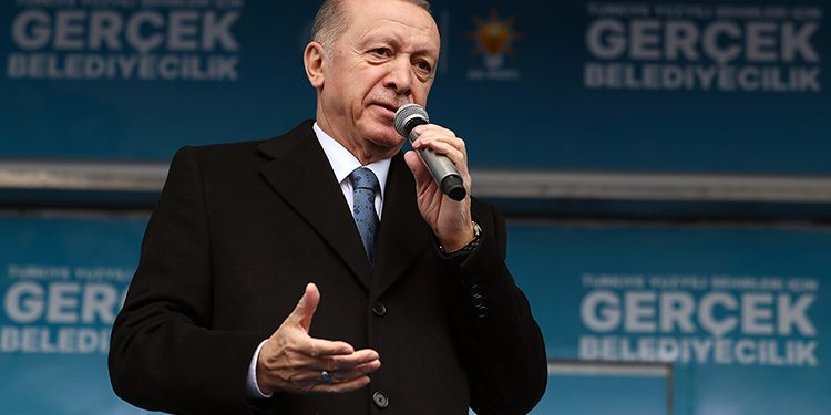 Erdoğan: Bizim siyasetimiz eser ve hizmet siyasetidir