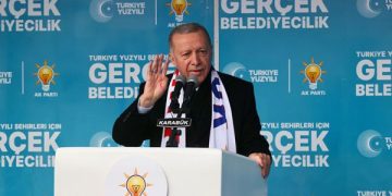 Erdoğan: Çalışanlarımızın ve emeklilerimizin yaşadığı sıkıntıların çözümü boynumuzun borcudur