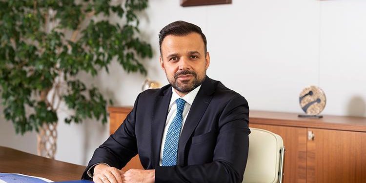 Uydu üzerinden haberleşme için değerli iş birliği