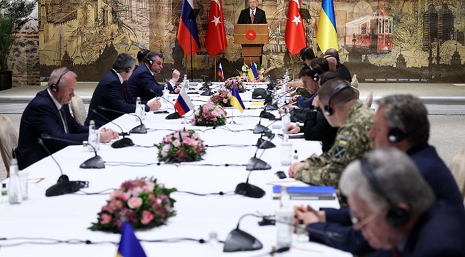 İstanbul’daki zirvede Ukrayna niçin masadan kalktı?