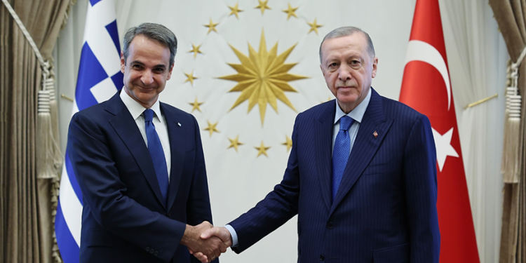 Erdoğan: Yunanistan ile çözülemeyecek bir sorunumuz yok