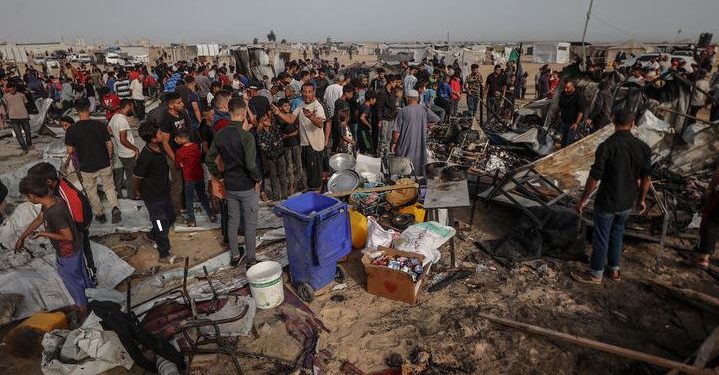 İsrail’in Refah’taki kampa düzenlediği saldırıda can kaybı 45’e yükseldi