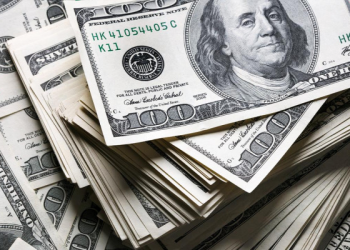 Döviz mevduatları 2.7 milyar dolar azaldı