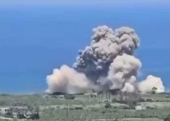 İsrail ordusundan Lübnan’ın Sur kenti yakınına saldırı