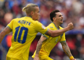 Ukrayna geriden gelerek kazandı!