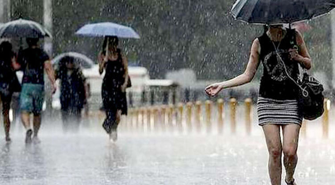 Ankara, İstanbul ve bazı iller için gök gürültülü sağanak uyarısı