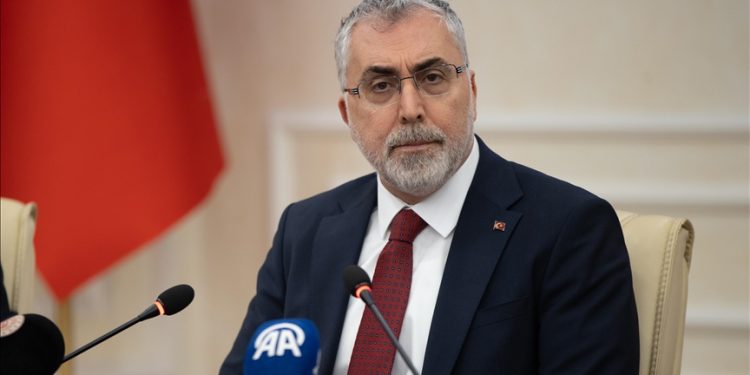 Bakan Işıkhan duyurdu: Memur ikramiyesi belli oldu