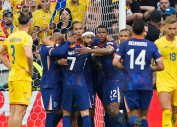 Hollanda çeyrek final biletini aldı!