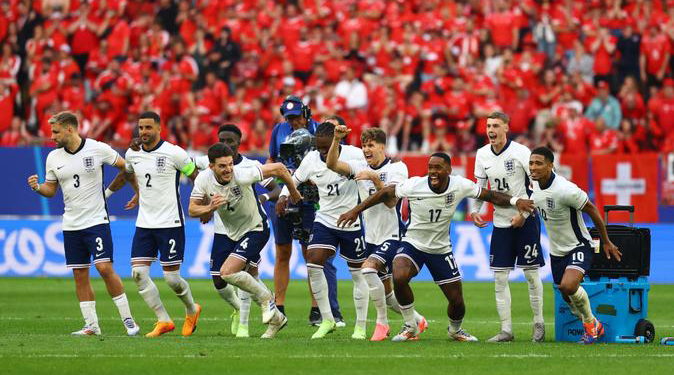 İngiltere penaltılarla yarı finalde