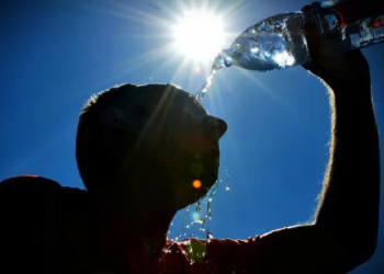 Kavurucu sıcaklar devam ediyor: Sağanak bile serinletmeye yetmeyecek!