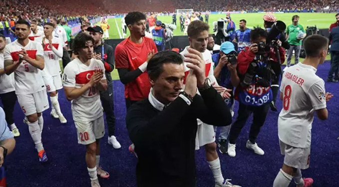 Siyasilerden A Milli Futbol Takımı’na tebrik mesajları