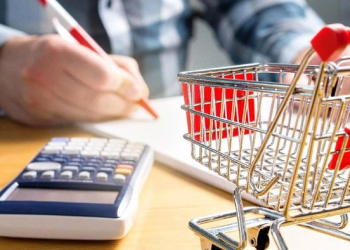 Yıllık enflasyon yüzde 71.60 oldu