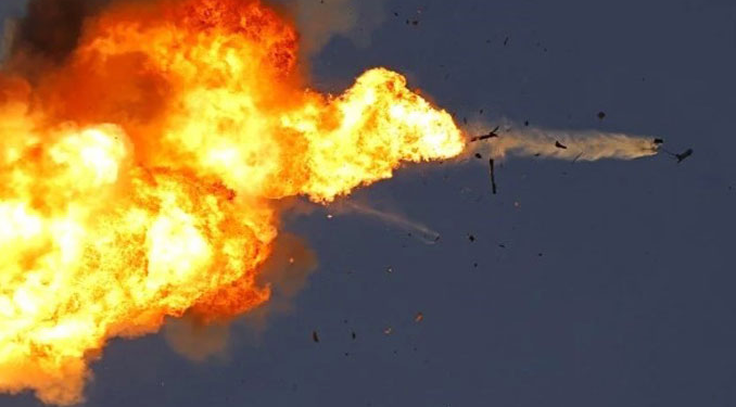 İsrail Lübnan’a saldırdı, Hizbullah’tan karşılık gecikmedi