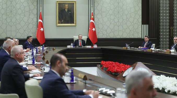 Kabine yoğun gündemle toplanıyor