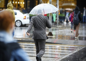 Meteoroloji saat verdi: İstanbul için kuvvetli yağış uyarısı!