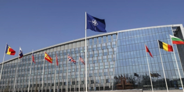 NATO, esir takasından memnun