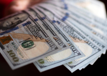 Döviz mevduatları 950 milyon dolar arttı