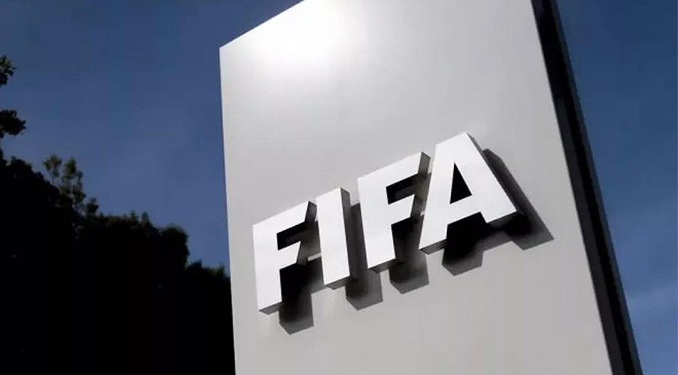 FIFA’dan flaş ırkçılık kararı!