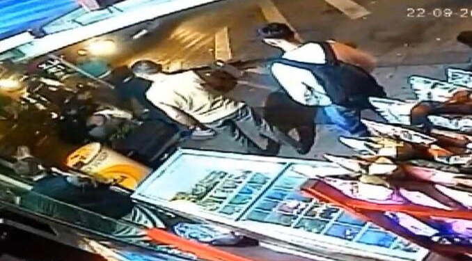 İstanbul’da silahlı saldırı: 1 polis şehit oldu