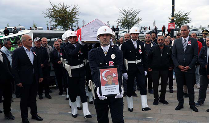 Şehit polis memuru Şeyda Yılmaz, son yolculuğuna uğurlandı