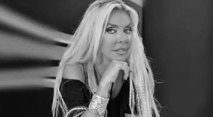 Yeşilçam’ın ünlü ismi Ahu Tuğba hayatını kaybetti