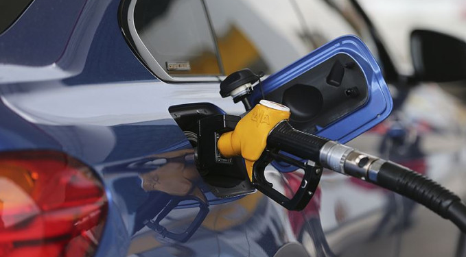 Benzine zam geliyor!