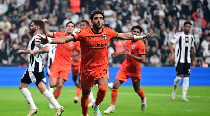 Beşiktaş evinde Eintracht Frankfurt’a mağlup oldu