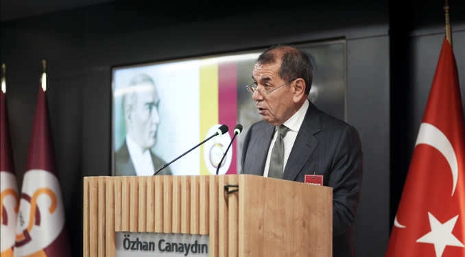 Galatasaray’da Dursun Özbek yönetimi ibra edildi