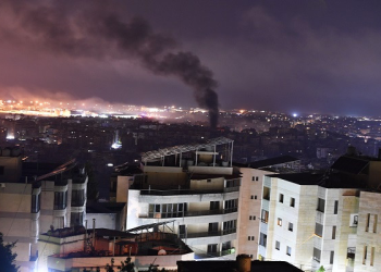 İsrail, Beyrut’u bombalıyor