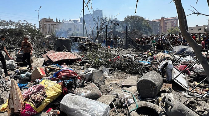 İsrail Gazze’ye bomba yağdırdı: 150 ölü