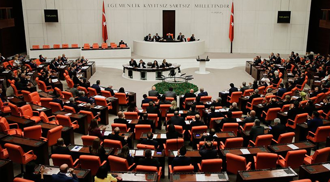 Öğretmenlik Meslek Kanunu TBMM’de kabul edildi