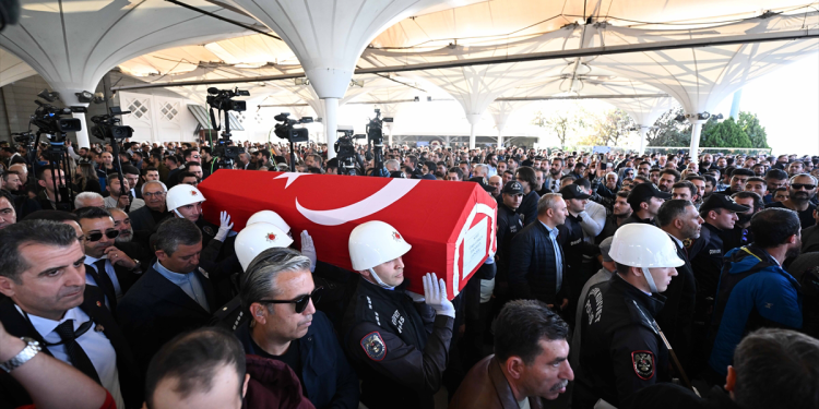 TUSAŞ şehitleri toprağa verildi