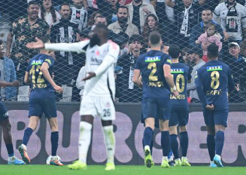 Beşiktaş evinde Kasımpaşa’ya mağlup oldu