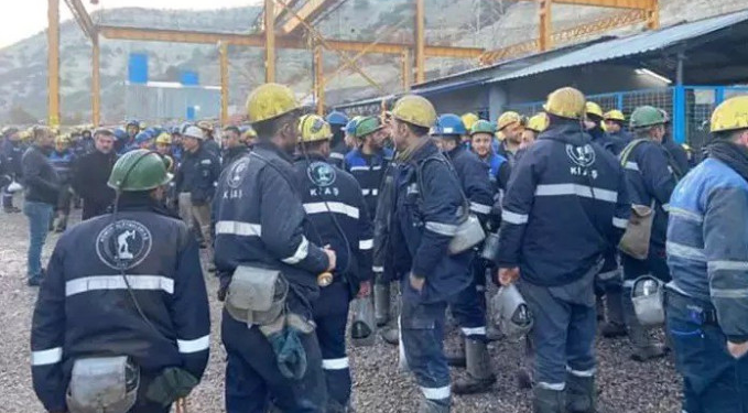 Çayırhan madencilerinden ‘özelleştirmeye hayır’ yürüyüşü