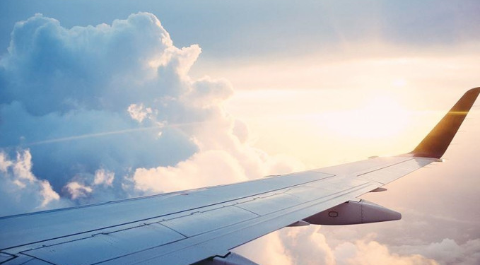 İstanbul’da uçaklar hava da tur atıyor