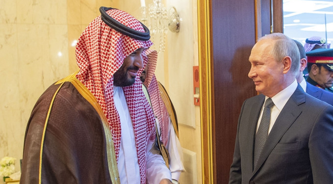 Putin ve Selman arasında ‘petrol’ görüşmesi