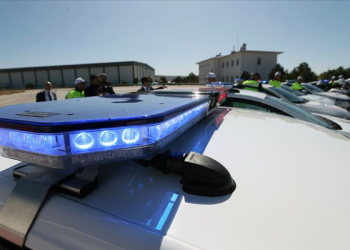 Ruhsatsız silaha hapis, yetkisiz çakara 150 bin lira ceza