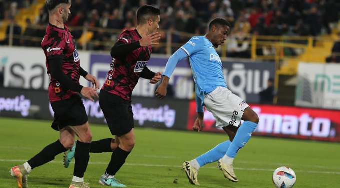 Trabzonspor, Alanya’da 3 puan bıraktı